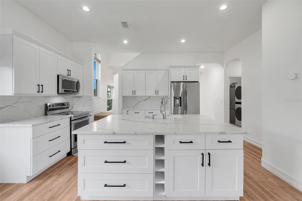 16740 GLENBROOK BOULEVARD photo 14