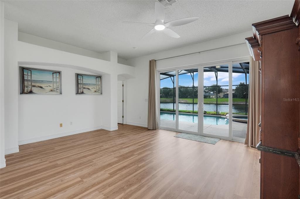 16740 GLENBROOK BOULEVARD photo 18
