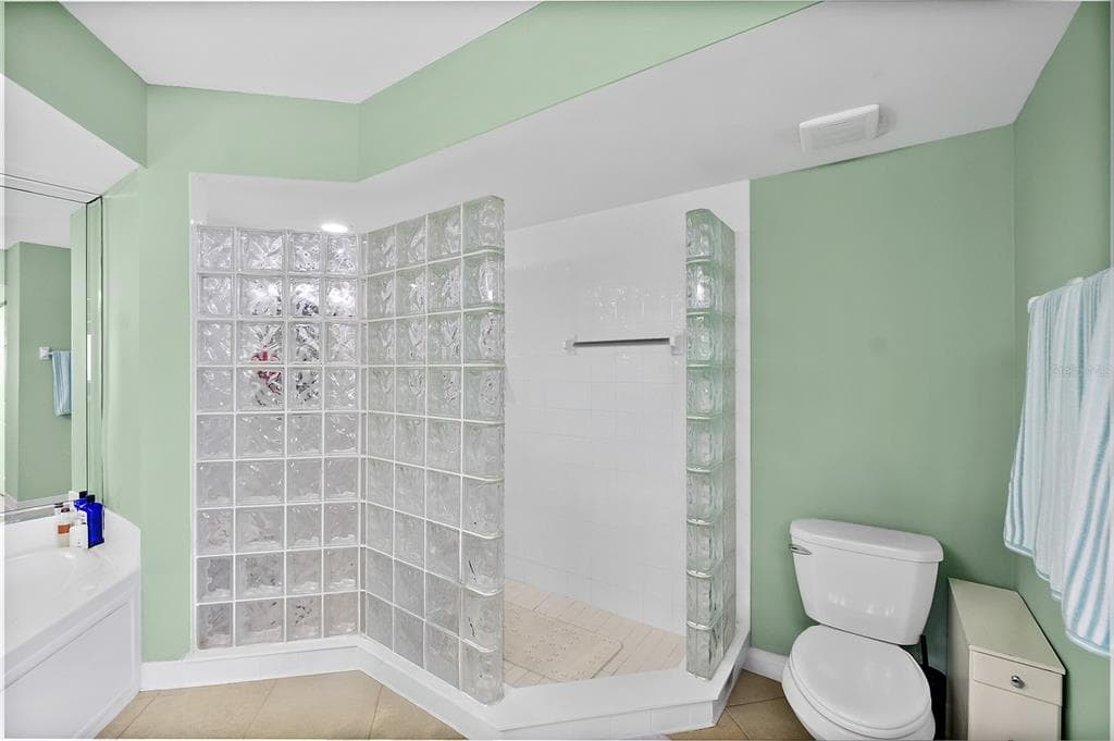3315 S ATLANTIC AVENUE 1605 photo 21