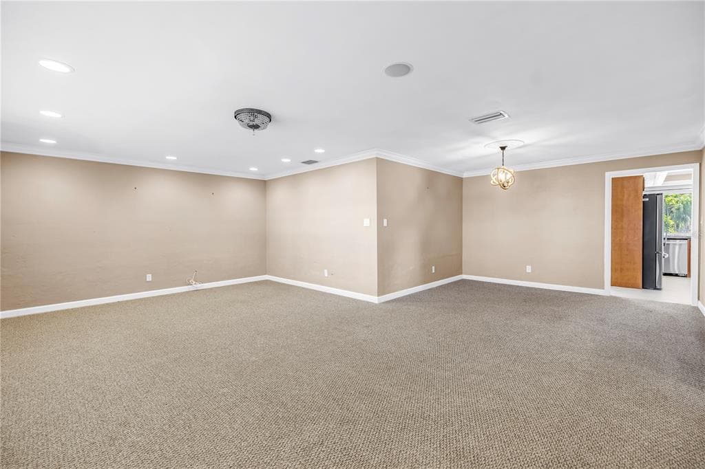 1820 TANGLEWOOD DRIVE NE photo 13