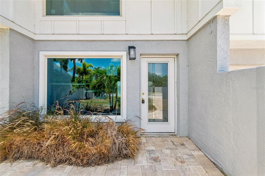 970 BOCA CIEGA ISLE DRIVE photo 4