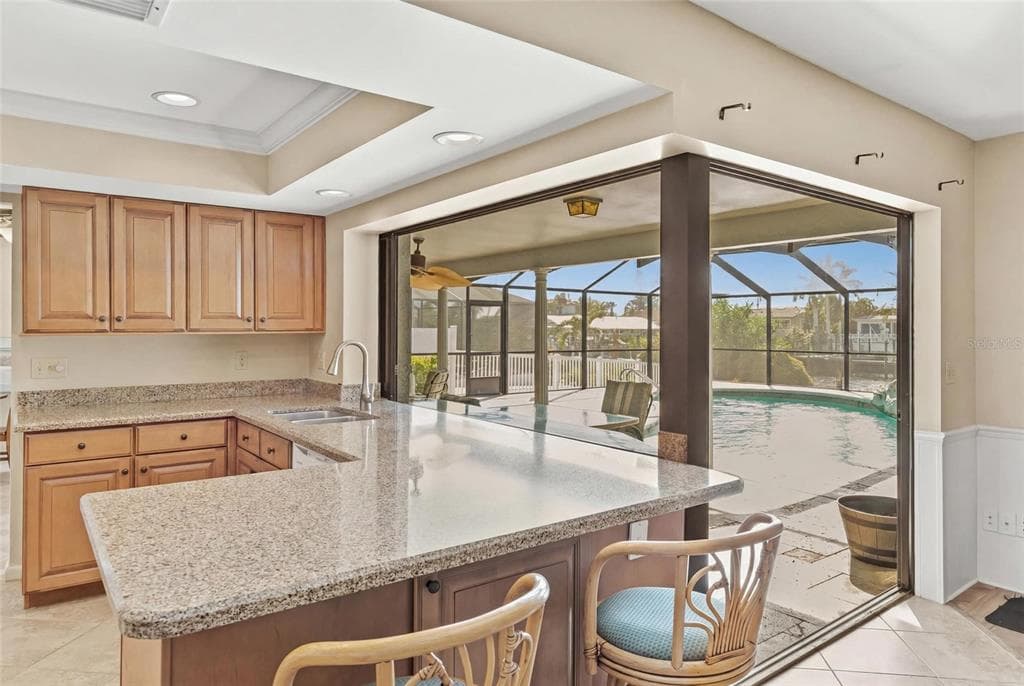 921 BIRDIE WAY photo 7