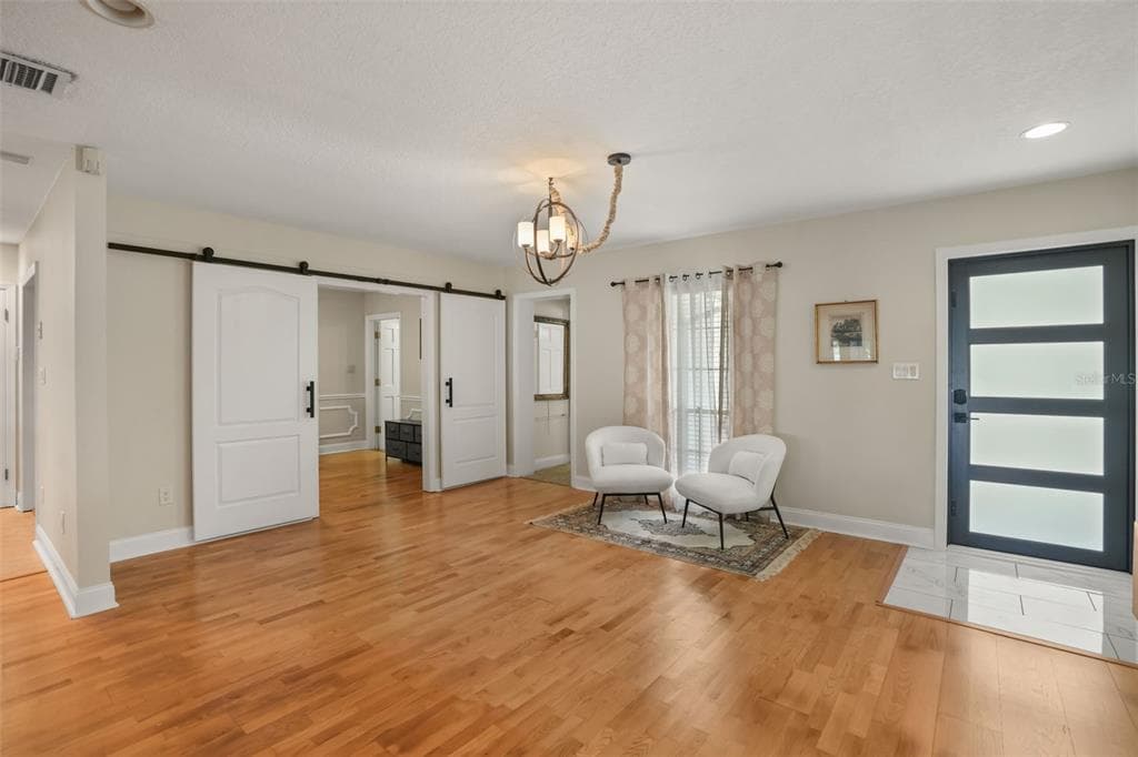 5497 ALANDALE COURT photo 9