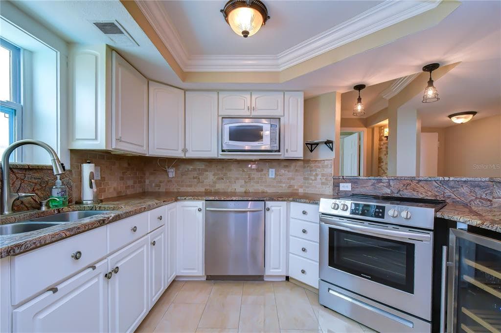 6504 SURFSIDE BOULEVARD 8 photo 8