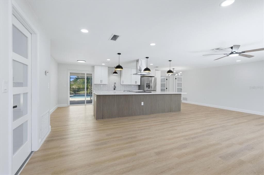 1600 CYPRESS POINT COURT photo 8