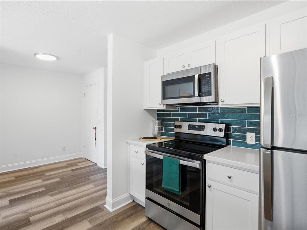 9009 TUDOR DRIVE G206 photo 16