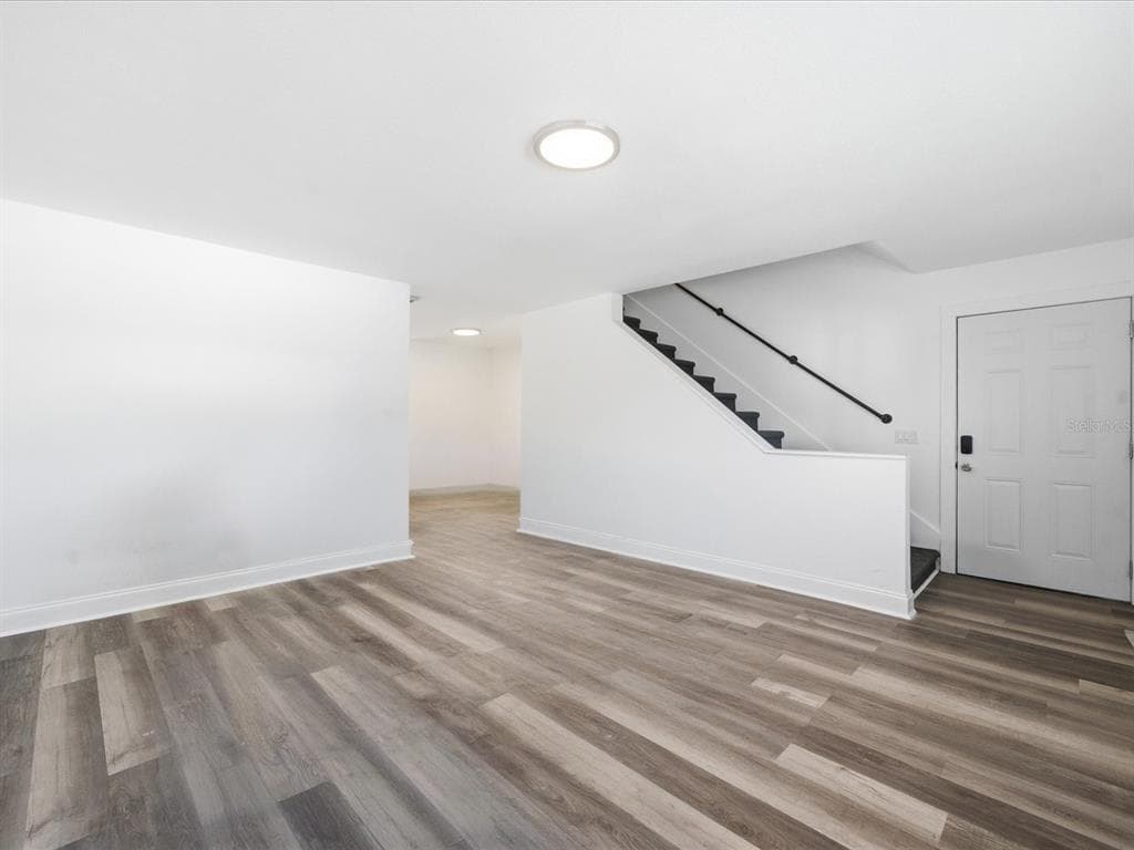 9009 TUDOR DRIVE G206 photo 7
