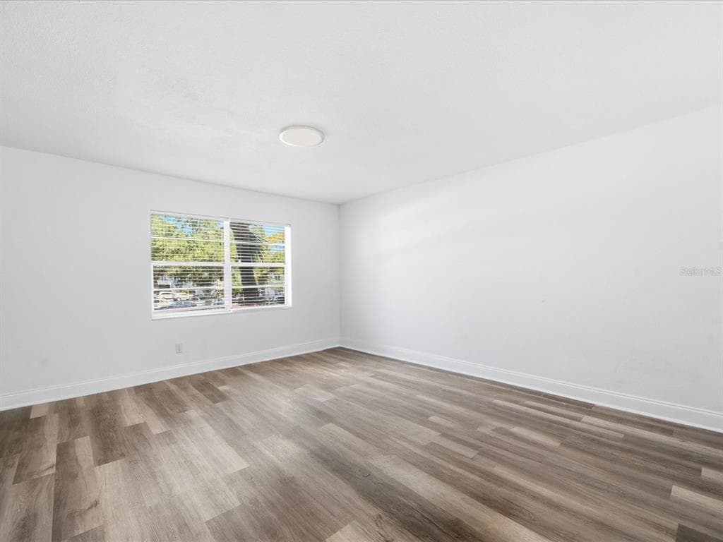 9009 TUDOR DRIVE G206 photo 5