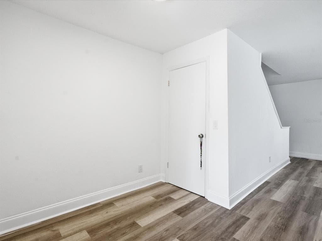 9009 TUDOR DRIVE G206 photo 19