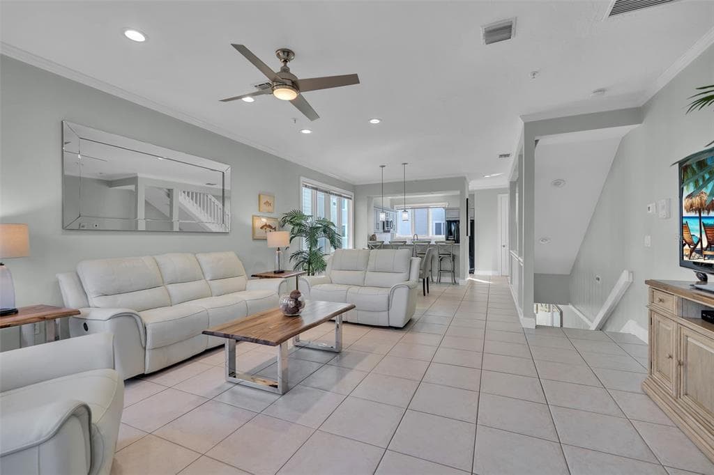 848 EVERGREEN WAY photo 6