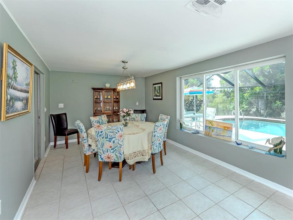 1480 LAKESIDE DRIVE photo 22