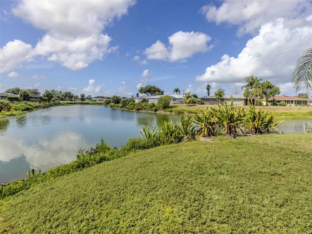 1480 LAKESIDE DRIVE photo 5