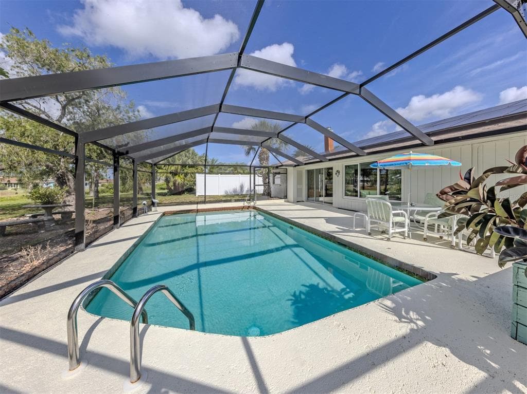 1480 LAKESIDE DRIVE photo 11