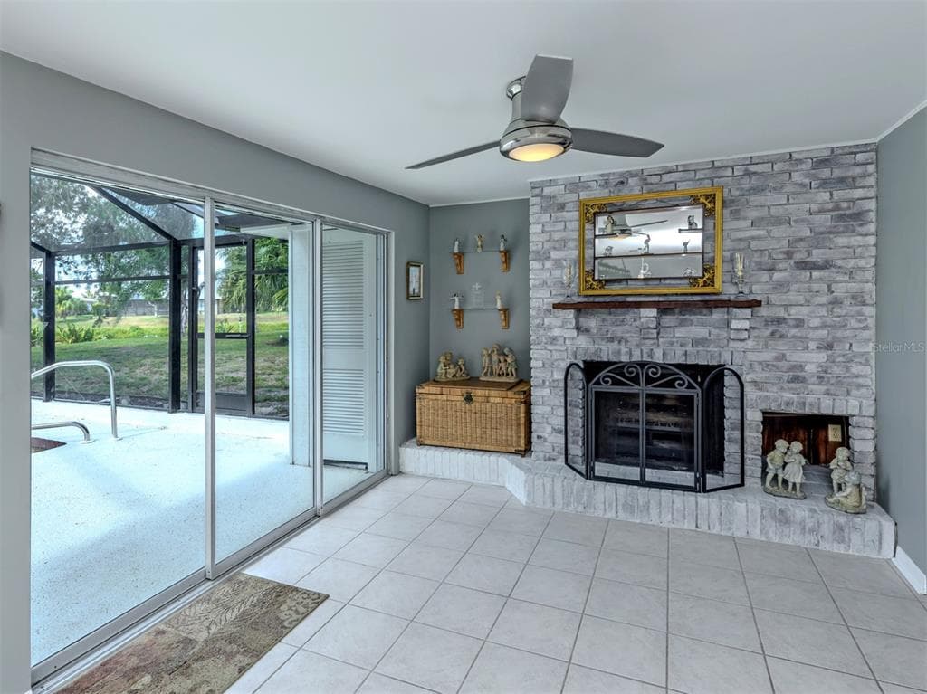 1480 LAKESIDE DRIVE photo 21