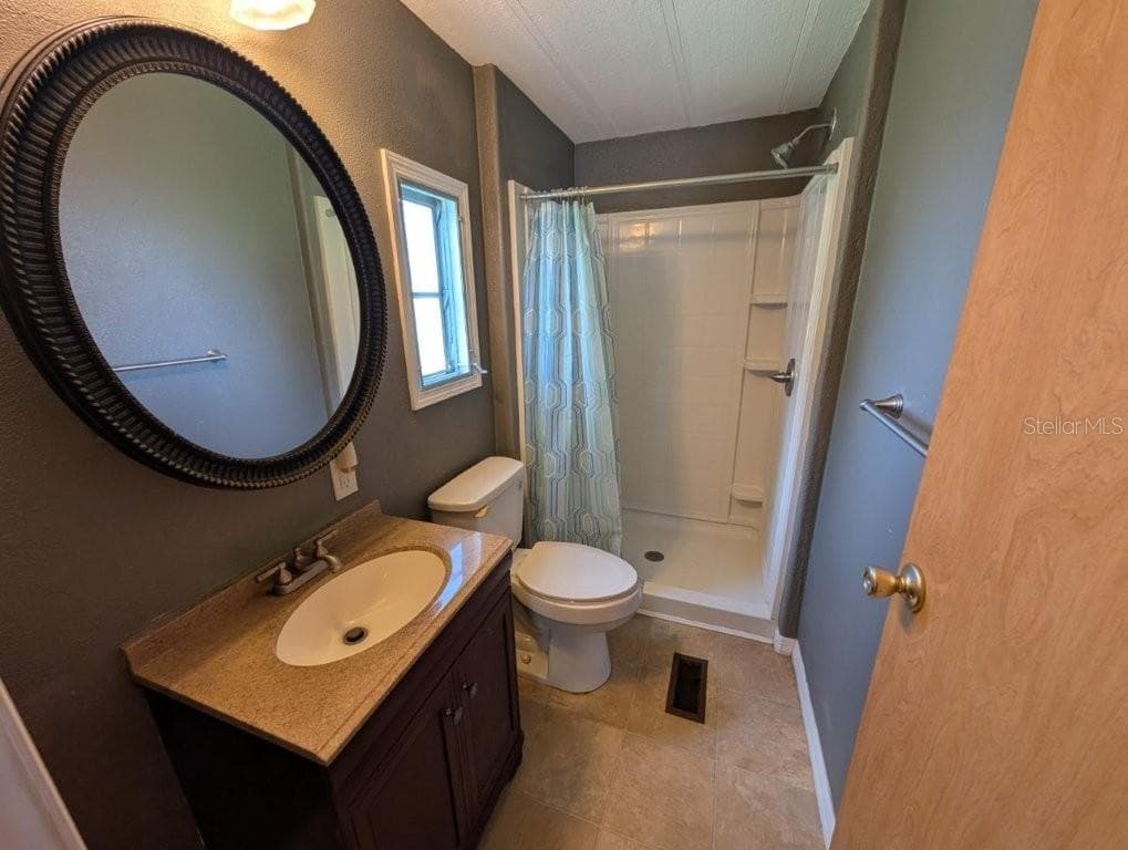 154 MOONLITE DRIVE photo 20