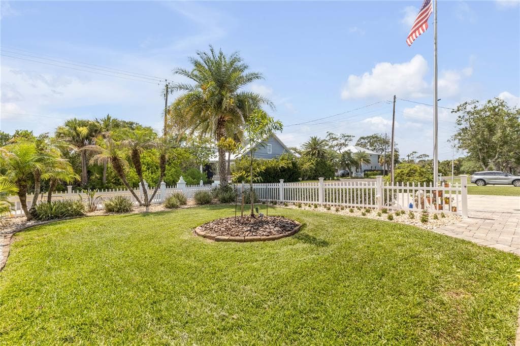 521 S PENINSULA AVENUE photo 4