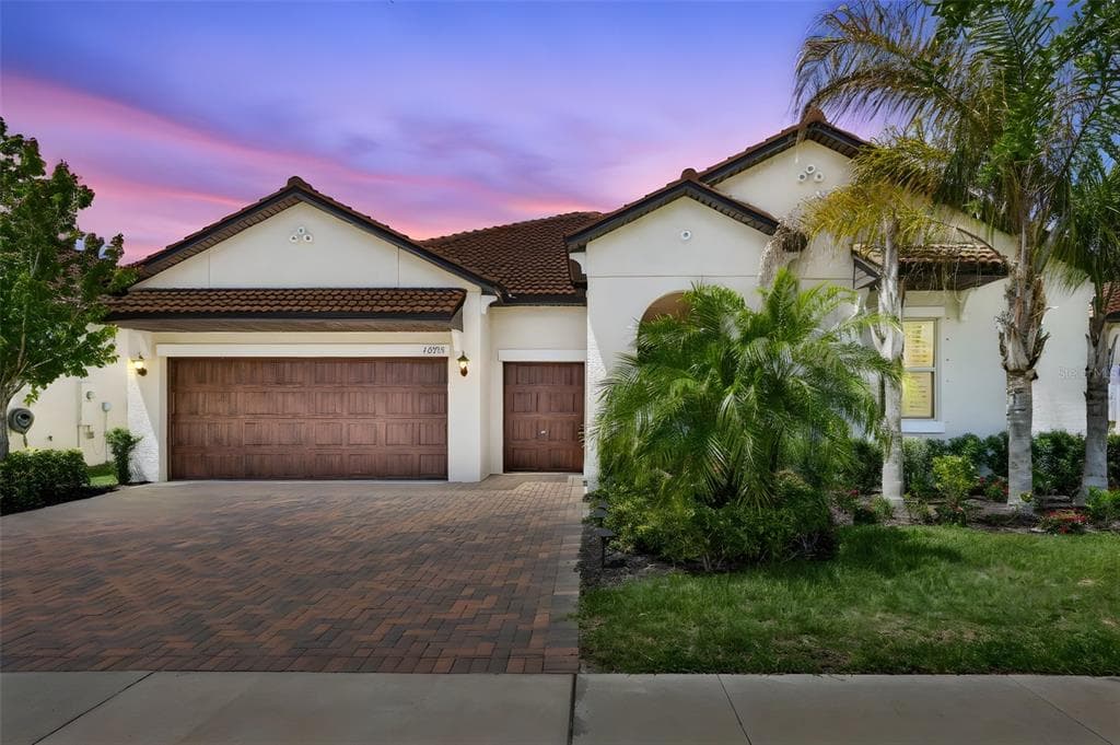 16955 SCUBA CREST STREET photo 2