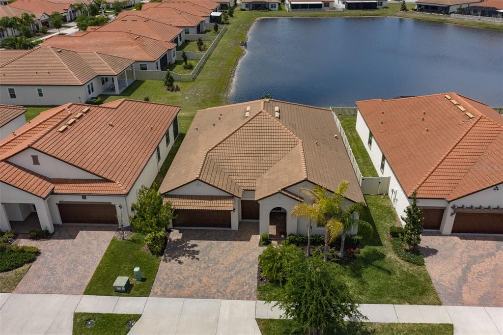 16955 SCUBA CREST STREET photo 1