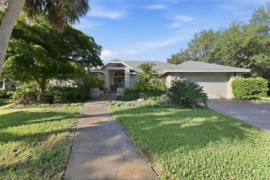 4424 FRIAR TUCK LANE photo 2
