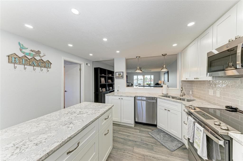 250 SANTA MARIA STREET 219 photo 10