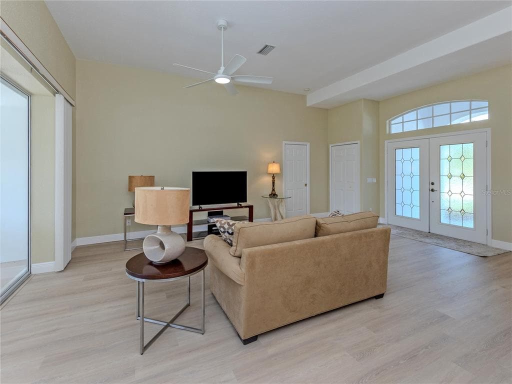 5078 WINTER ROSE WAY photo 5