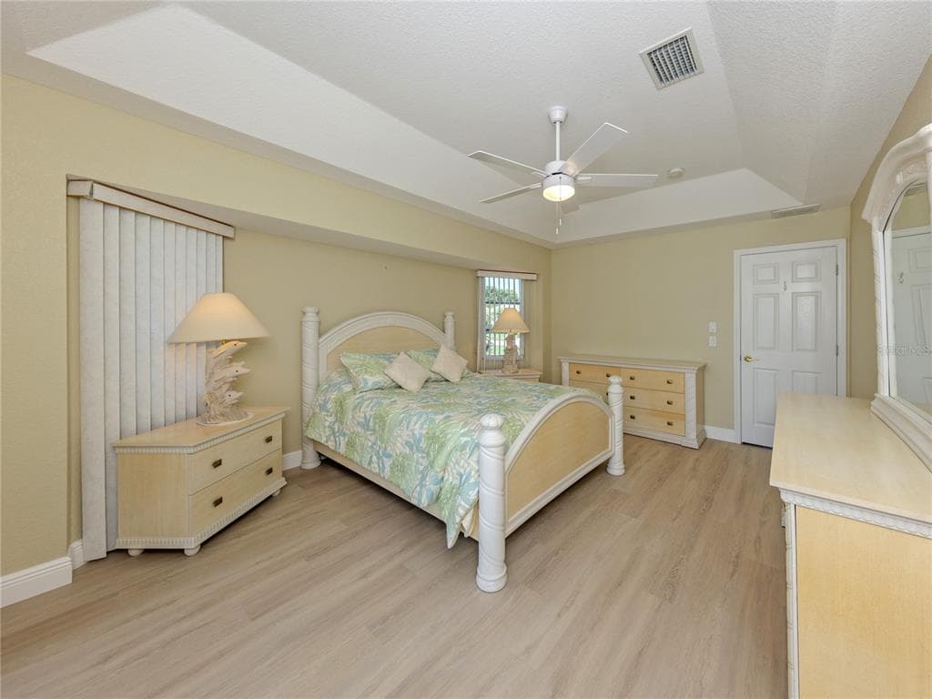 5078 WINTER ROSE WAY photo 18
