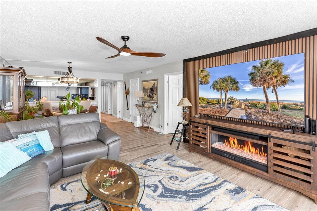 2425 S ATLANTIC AVENUE 4060 photo 18
