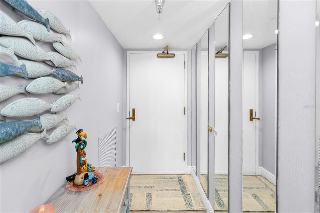 2425 S ATLANTIC AVENUE 4060 photo 11