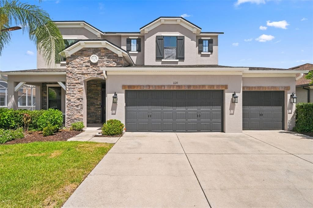 1120 MAZA PLACE photo 2