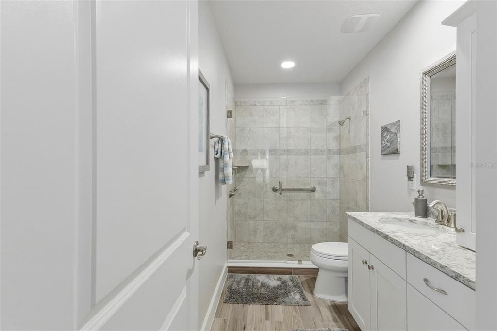807 S ATLANTIC AVENUE 303 photo 8