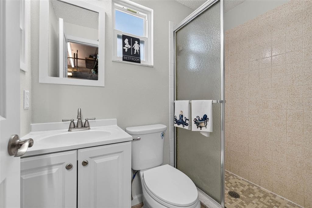 13626 JENNITA DRIVE photo 19
