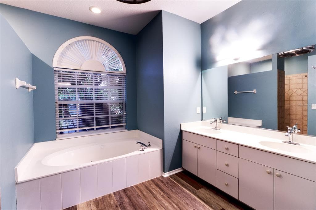 6734 60TH STREET CIRCLE E photo 15