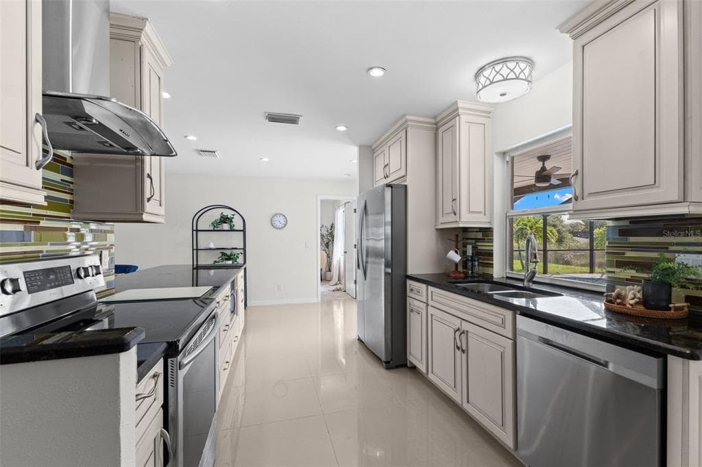 12149 WILD ACRES ROAD photo 19