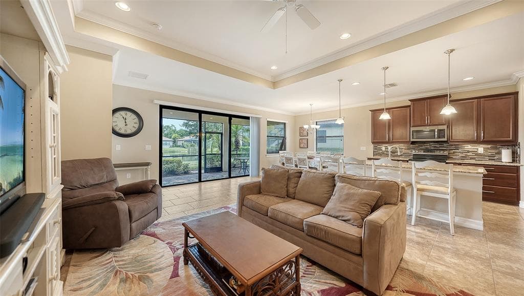 1051 BRADBERRY DRIVE photo 9