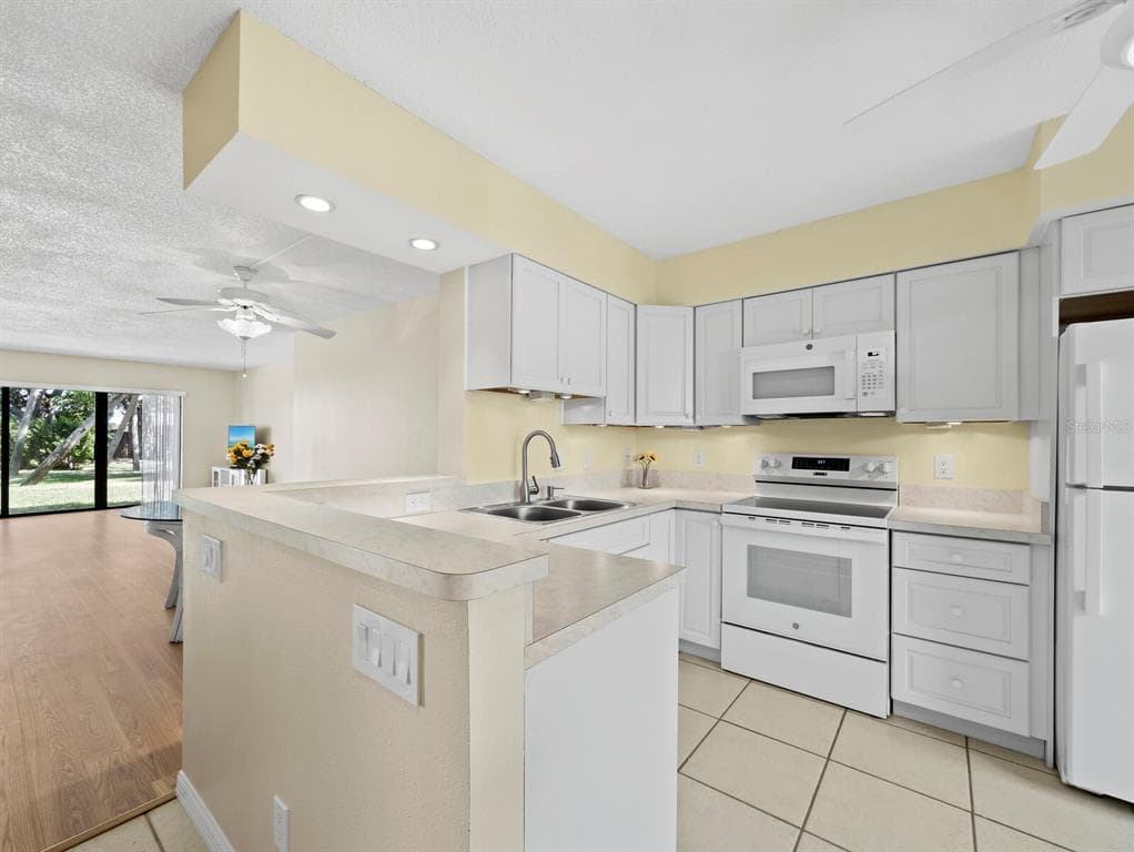 5260 GULF OF MEXICO DRIVE 413 photo 7