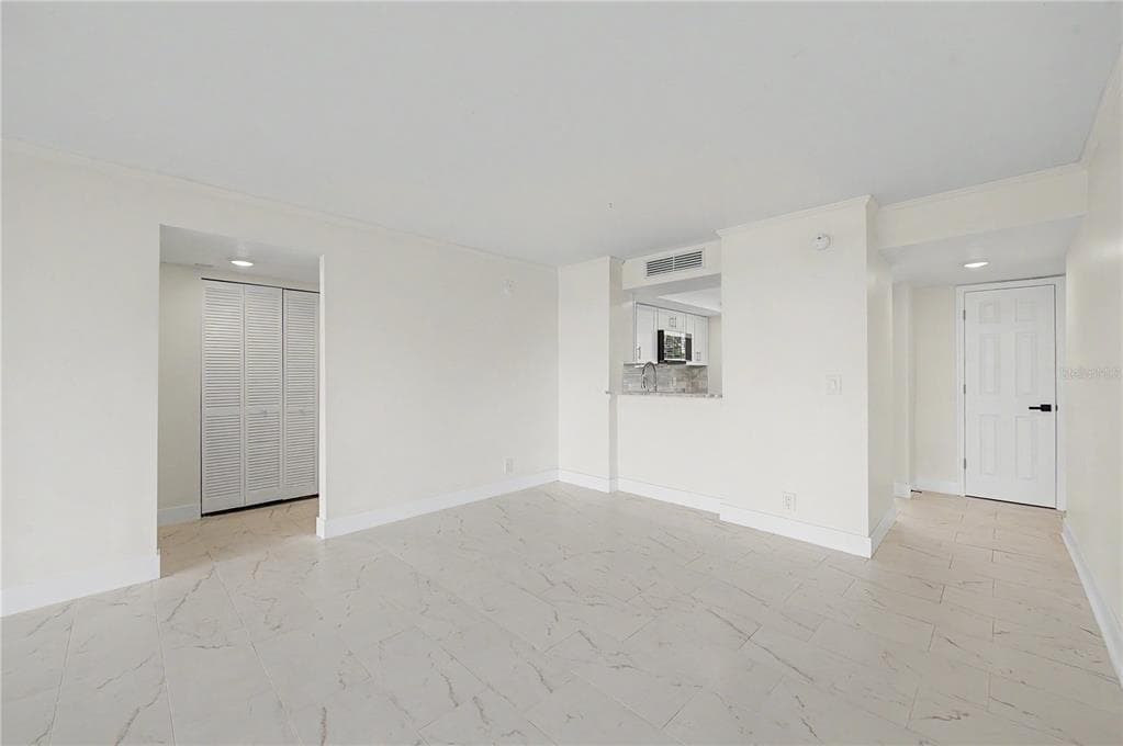 2618 COVE CAY DRIVE 109 photo 15