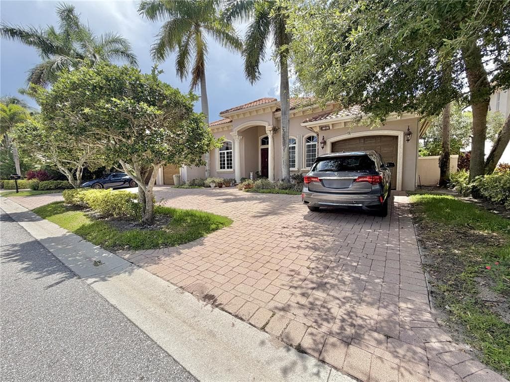 785 HARBOUR ISLE PLACE photo 4