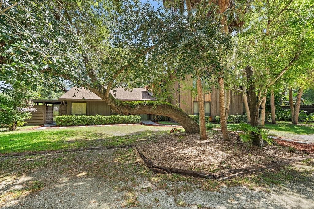 6841 PORTER ROAD photo 2