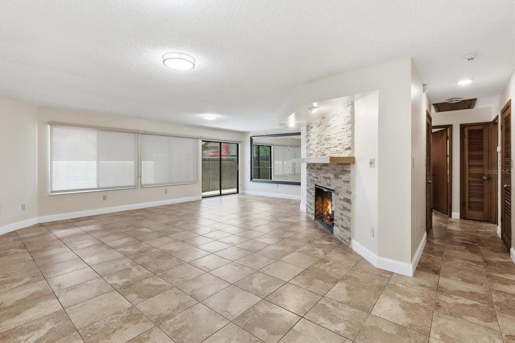 5383 N CARL G ROSE HIGHWAY photo 13