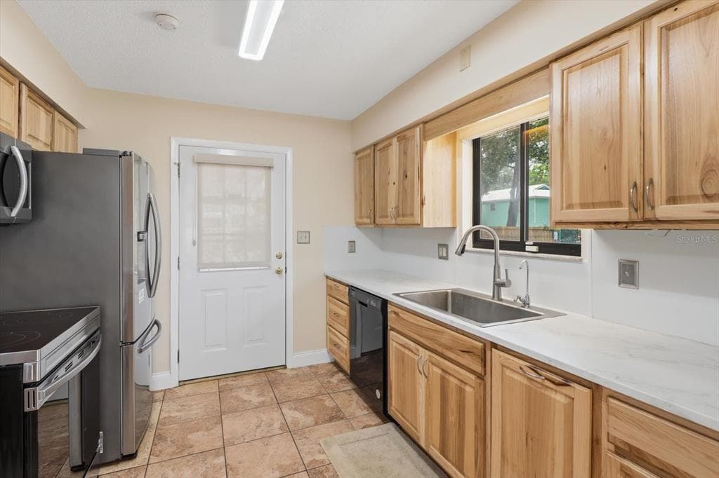 5383 N CARL G ROSE HIGHWAY photo 19