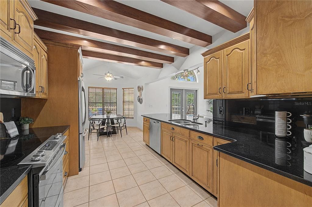 2016 CRANE COURT photo 8