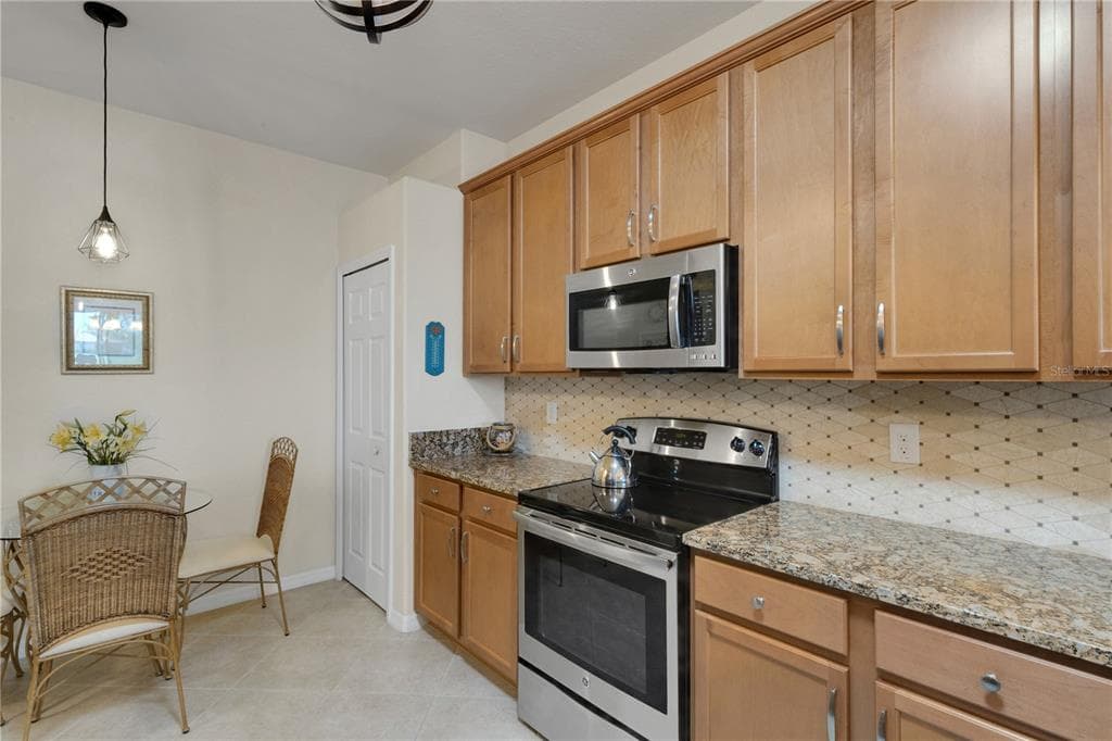 6619 CANDLESTICK DRIVE photo 25