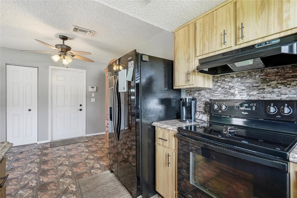 5049 SHERRY LANE photo 16
