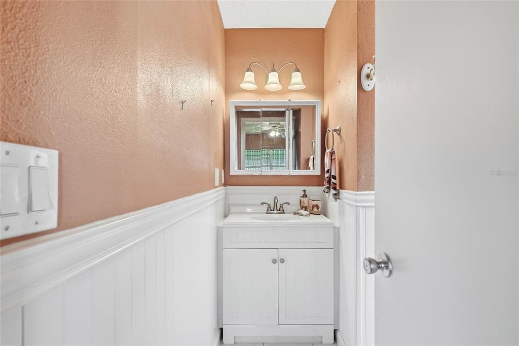 5049 SHERRY LANE photo 22