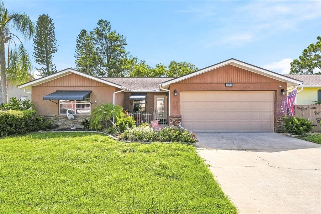 5049 SHERRY LANE photo 1