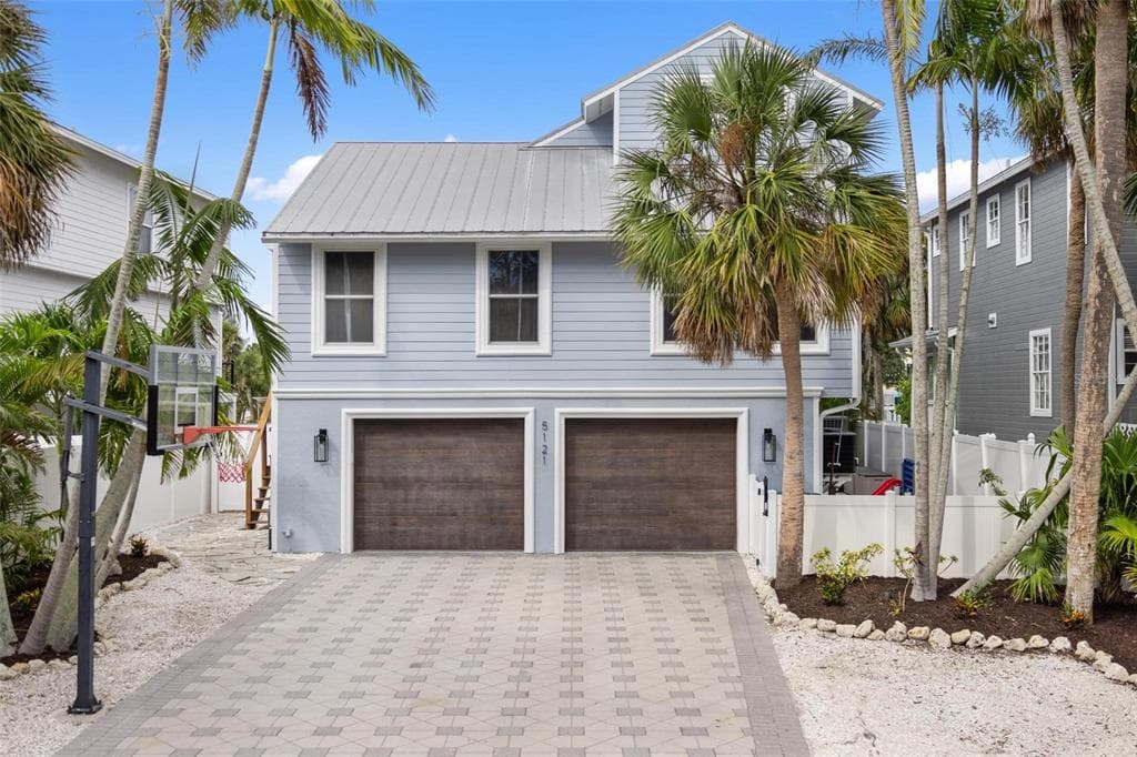 5121 OXFORD DRIVE photo 1