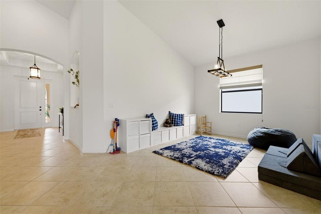 534 CHANTILLY TRAIL photo 6