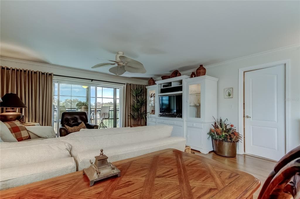 9450 HARBOR GREENS WAY 301 photo 21