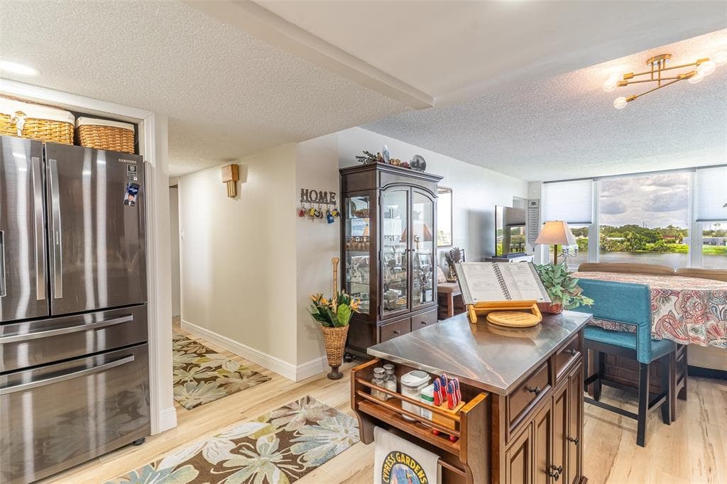 700 MIRROR TERRACE NW 511 photo 6