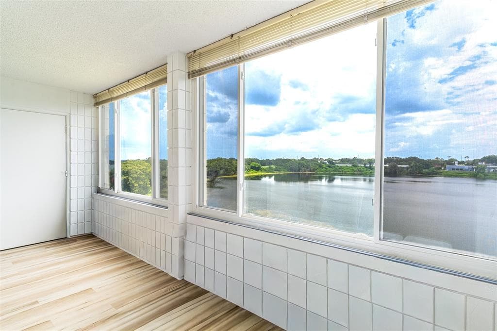 700 MIRROR TERRACE NW 511 photo 15